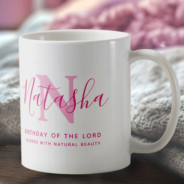 Taza De Café Natasha name meaning and monogram pink text (Subido por el creador)