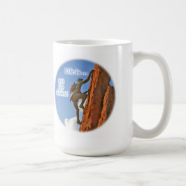 Taza De Café Nativo americano escalando un pico