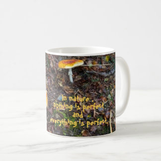 Taza De Café Naturaleza clásica de la mugre