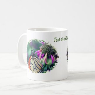 Taza De Café Naturaleza de la mariposa monarca personalizada