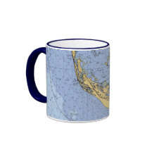 Taza de café náutica de la carta de la isla de