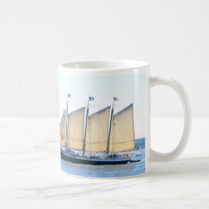 Taza De Café navegación tres-masted del schooner