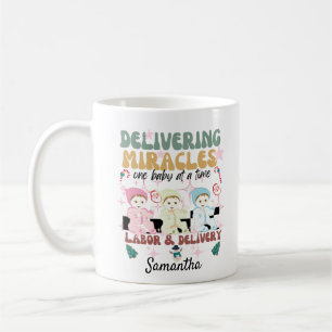 Taza De Café Navidades de enfermeras de parto y parto retro