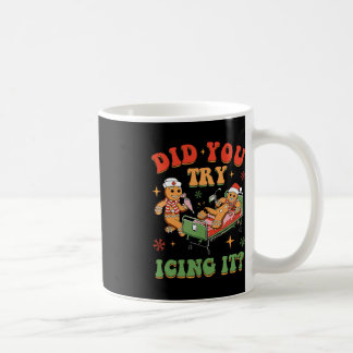Taza De Café Navidades de enfermería de la UCI retro Gingerbrea
