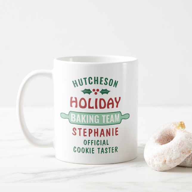 Taza De Café Navidades de Holiday Baking Team Cookie Fiesta Cut (Con donut)