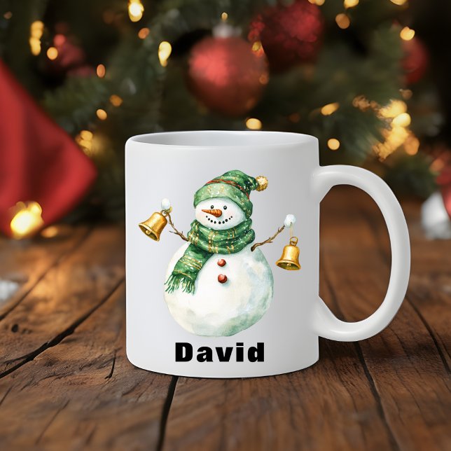 Taza De Café Navidades de la bufanda verde Snowman con campanas (Green Scarf Christmas Snowman with Bells Coffee Mug
)
