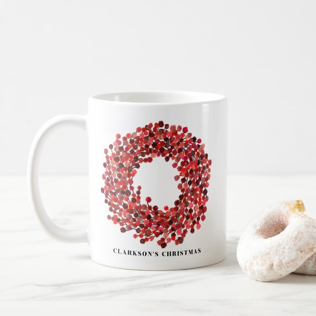 Taza De Café Navidades de Winterberry Wreath pintados a mano (Con donut)