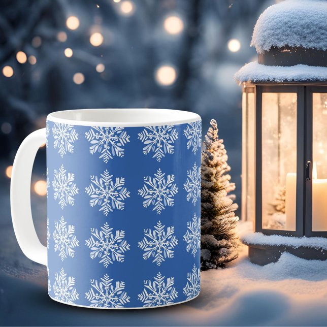 Taza De Café Navidades del patrón del copo de nieve blanco azul (Subido por el creador)