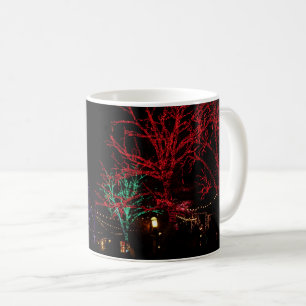 Taza De Café Navidades En El Café De La Ciudad Del Dólar Plat