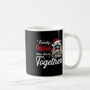 Taza De Café Navidades familiares de Raccoon haciendo Recuerdos
