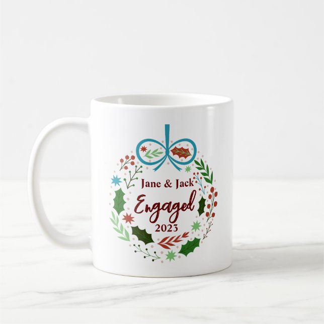 Taza De Café Navidades fotográficos de monograma de Wreath (Izquierda)