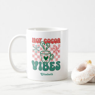 Taza De Café Navidades personalizados retro "Hot Cocoa Vibes"
