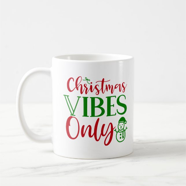 Taza De Café Navidades Sólo Víbes Mug (Izquierda)