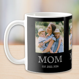 Taza de café negra con 3 fotos establecida por mam