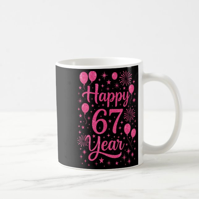 Taza De Café New Year's Eve 2026 Happy 67 Year Gen Z Funny Meme (Derecha)