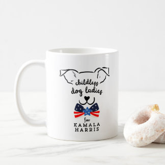 Taza De Café Niña de perro sin hijos Kamala Harris 2024 Preside