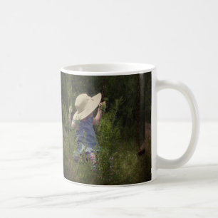 Taza De Café Niña pequeña en un giro