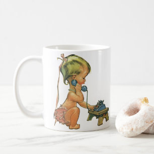 Taza De Café Niña Rubia Linda de la Vieja Época Hablando por Te