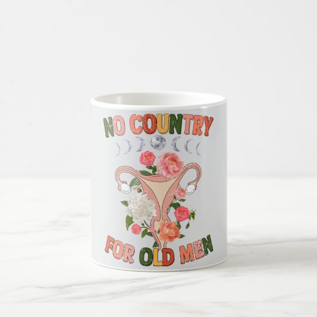 Taza De Café Ningún País Para El Hombre Mayor (Centro)