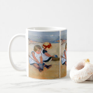 Taza De Café Niños jugando en la playa 