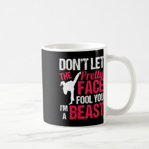 Taza De Café No Dejes Que La Cara Bonita Te Engañe Soy Karate B