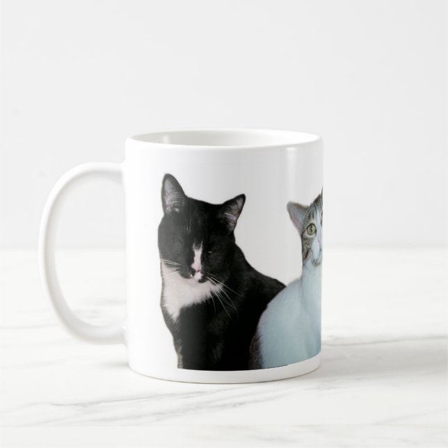 Taza De Café No es siempre blanco y negro. (Izquierda)