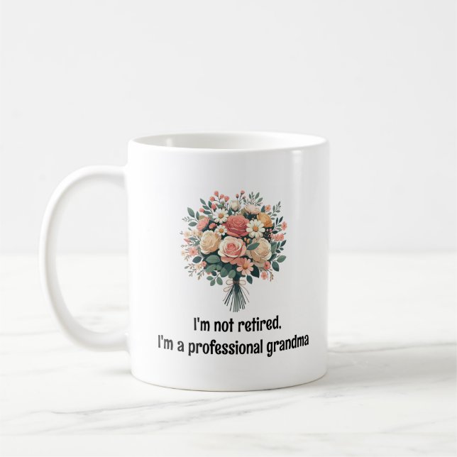 Taza De Café No estoy jubilado, soy una abuela profesional (Izquierda)