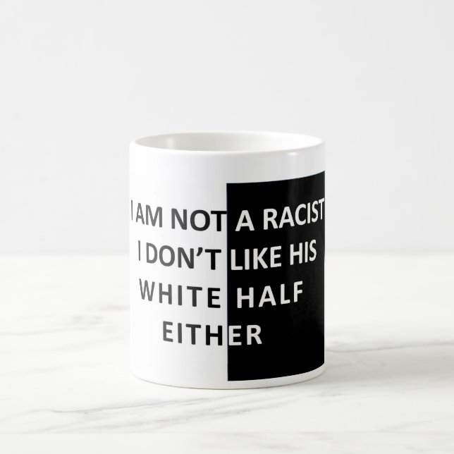 Taza De Café No soy un racista (Centro)