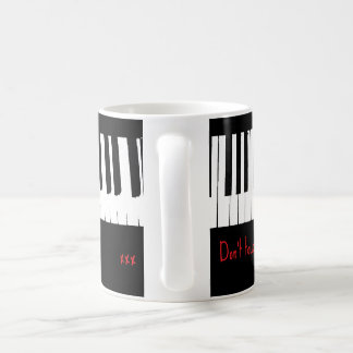 Taza De Café No tocar: diseño de teclas de piano