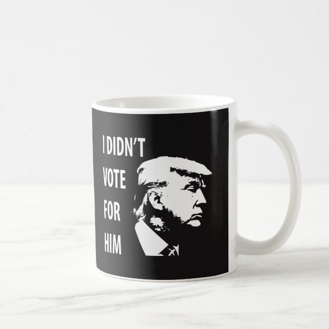 Taza De Café No voté por Trump (Derecha)