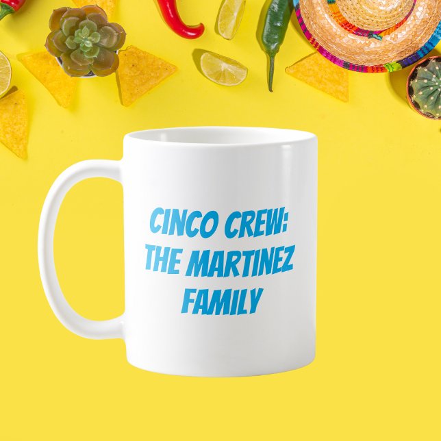 Taza De Café Nombre de familia personalizada de Cinco tripulaci (Subido por el creador)