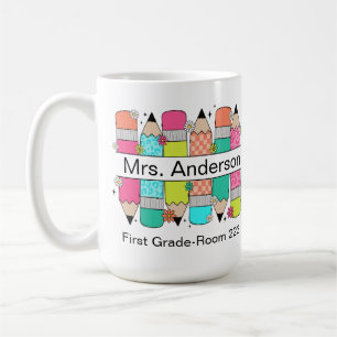 Taza De Café Nombre de maestro de lápiz colorido 