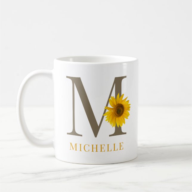 Taza De Café Nombre de monograma de girasol editable moderno rú (Izquierda)