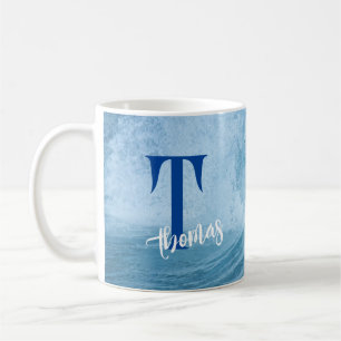 TAZA DE CAFÉ NOMBRE DE SUPERFICIE DE OLA DE OCÉANO MONOGRAMADO 