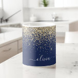 Taza De Café Nombre del monograma de la Purpurina espumosa azul<br><div class="desc">El Purpurina de la espuma azul de oro y marina se cepilló el nombre Metalizado del monograma y la copa de café inicial o la taza. Esto hace que el dulce perfecto cumpleaños 16, boda, ducha de novia, aniversario, ducha de bebé o fiesta de soltera sea regalo para alguien que...</div>