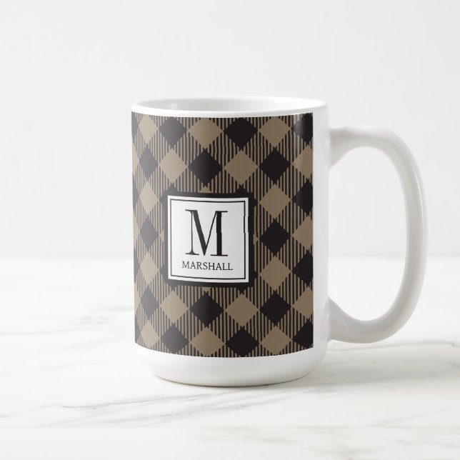 Taza De Café Nombre del Monograma Khaki de Buffalo Plaid (Derecha)