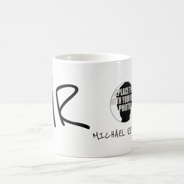 Taza De Café nombre e iniciales manuscritos con foto b/w (Centro)
