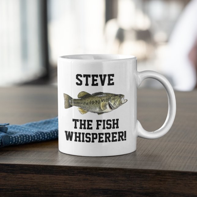 Taza De Café Nombre gracioso Leyenda de Pesca Largemouth Bass S (The fish whisperer largemouth bass fishing coffee mug gift)