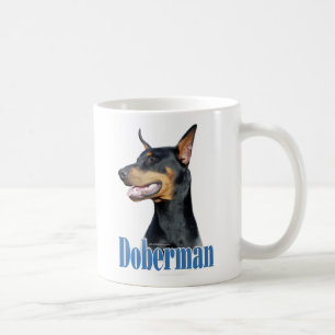 Taza De Café Nombre (negro) del Pinscher del Doberman