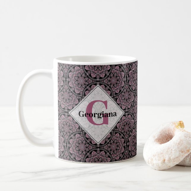 Taza De Café Nombre personalizado 1920s Fronteras florales Rosa (Con donut)