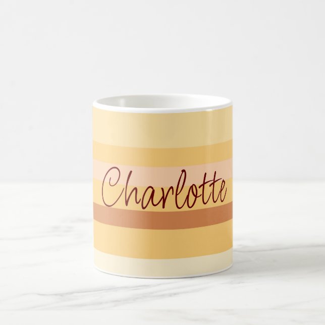 Taza De Café Nombre personalizado Bandas Beige estilizadas (Centro)