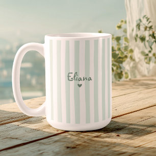 Taza De Café Nombre personalizado lindo Verde Salvia Rayas Feme