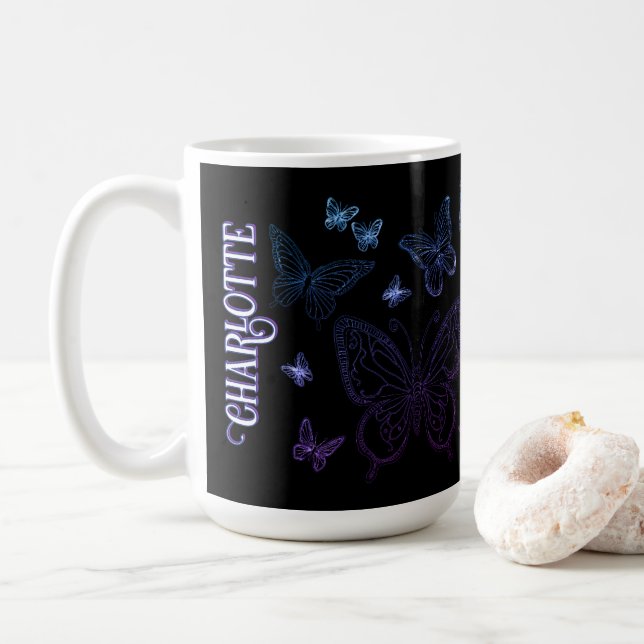 Taza De Café Nombre personalizado Regalo de mariposa azul púrpu (Con donut)