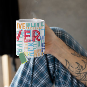Taza De Café Nombre superpuesto tipográfico moderno en colores