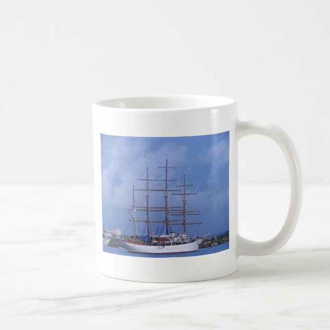 Taza De Café Nube alta del mar de la nave (Derecha)