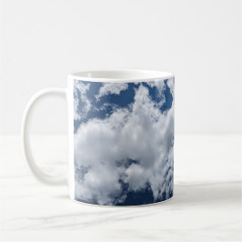 Taza De Café Nube blanca contra un cielo azul