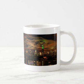 Taza De Café Nubes etéreas: NYC Skyline, ESB Blanco y Negro