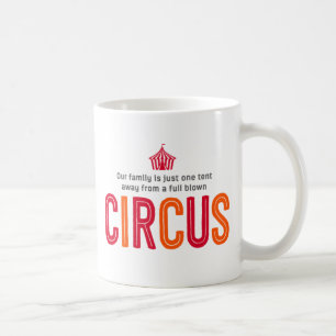 Taza De Café Nuestra familia es apenas una tienda lejos de un
