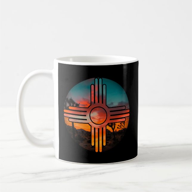 Taza De Café Nuevo México Zia Símbolo Y Paisaje (Izquierda)