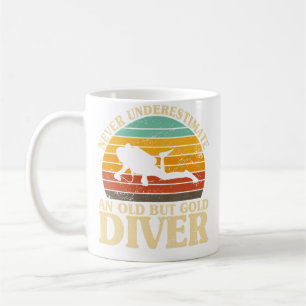 Taza De Café Nunca Subestimes a un Viejo Buzo Buceo Buceador